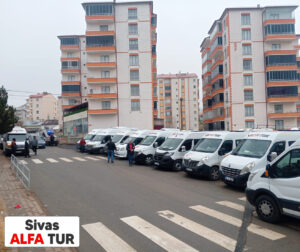 Şehit-Hamit-Kandur-İlkokulu-Tiyatro3